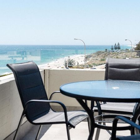 Cottesloe Beach View Apartments #11 Perth Exterior photo